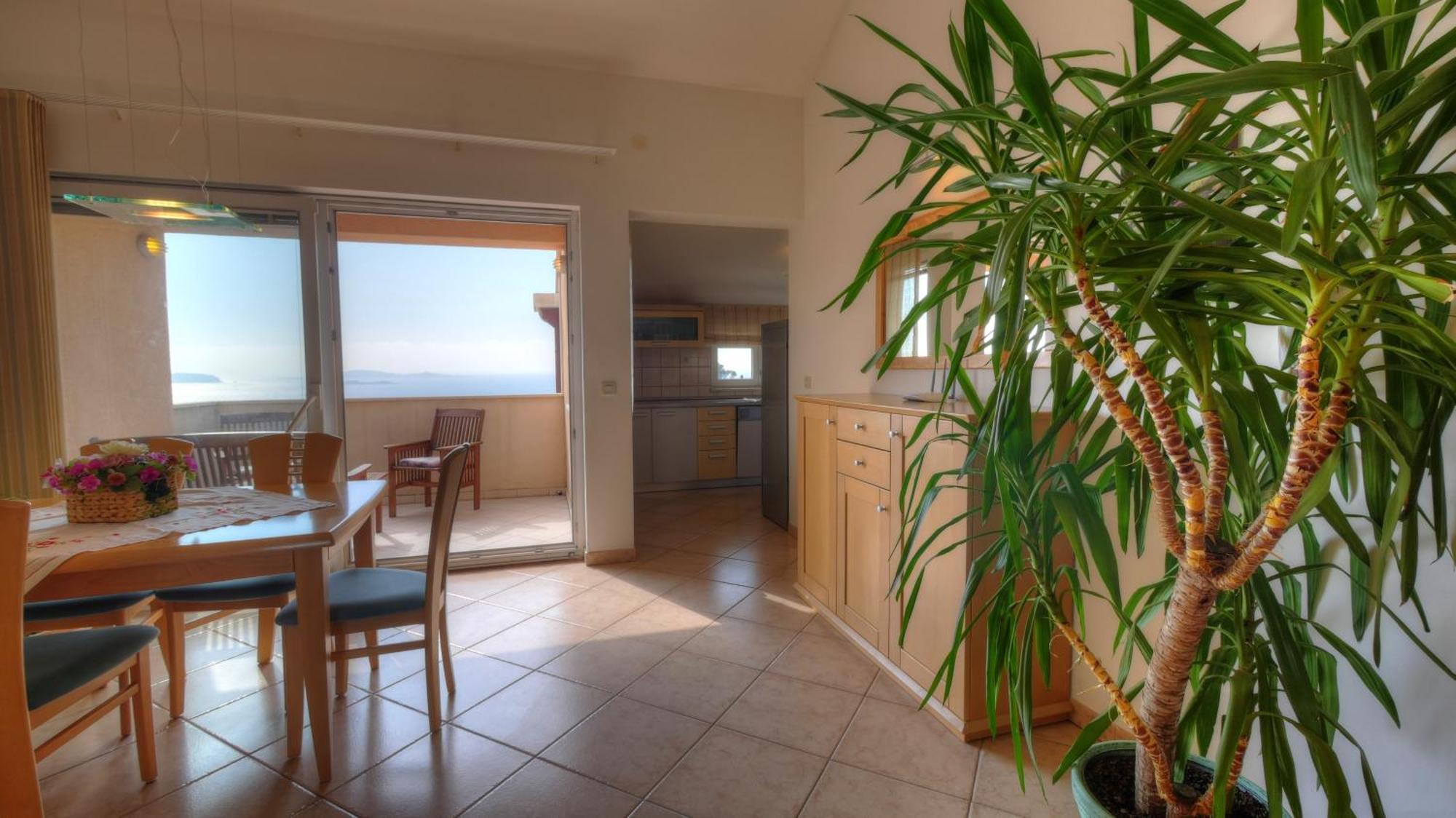מליני Apartment Villa Molina מראה חיצוני תמונה